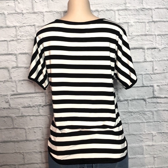 Cable & Gauge Front Tie Black & White Tee - Picture 5 of 8